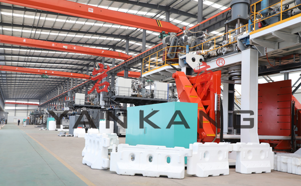 青島巖康中空吹塑機(jī) 中空吹塑機(jī)螺桿