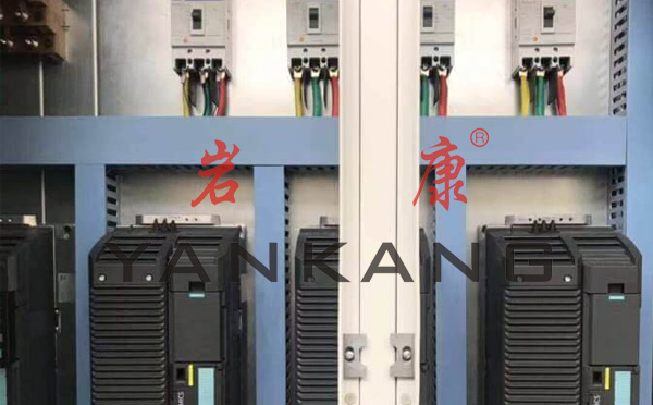 吹塑機(jī)變頻器 吹塑機(jī)節(jié)能