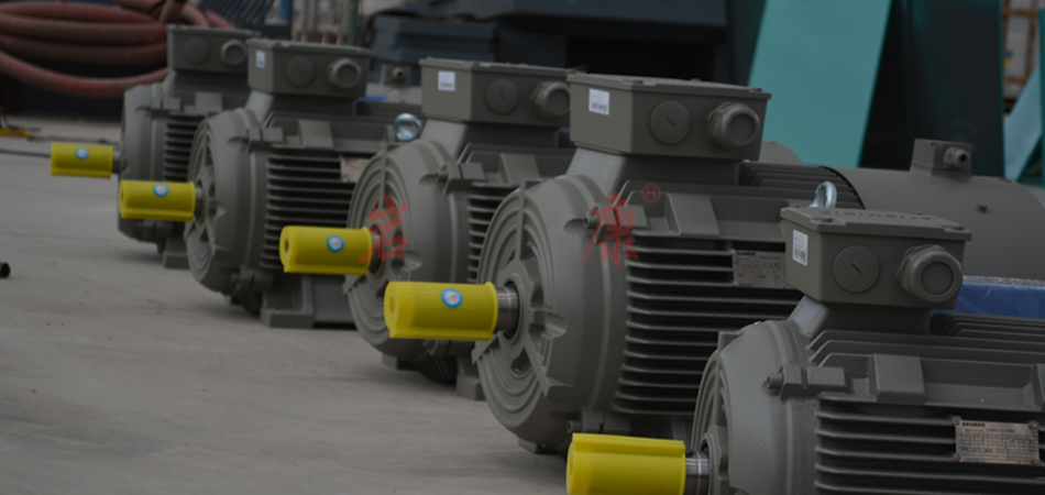 巖康中空吹塑機(jī)伺服驅(qū)動(dòng)系統(tǒng) 中空吹塑機(jī)伺服驅(qū)動(dòng)系統(tǒng)