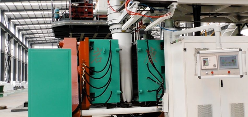 巖康擠出中空吹塑機生產流程 擠出中空吹塑機生產流程