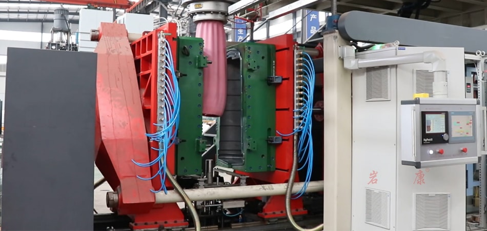 巖康吹塑機設備采用HDPE生產 HDPE吹塑時加入什么提高硬度